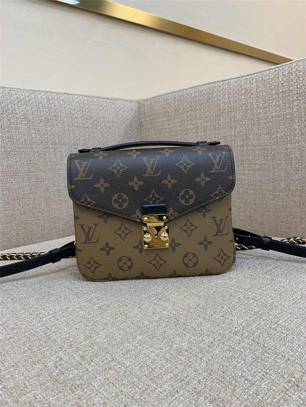 Louis Vuitton POCHETTE MÉTIS BACKPACK  M11941 size：20x17x7cm 2025 new 